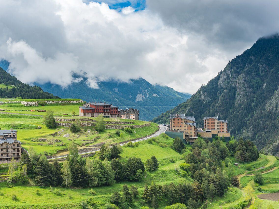 ¿Por qué comprar una vivienda en Andorra?