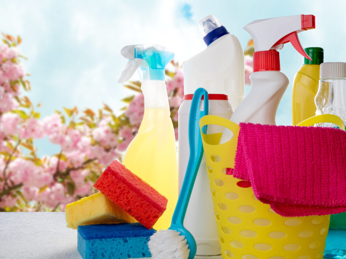 Productos de limpieza recomendados para «la gran limpieza de primavera»